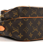 Monogram Nil 28