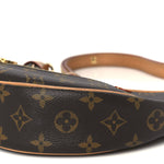 Monogram Loop