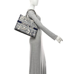 Canvas Embroidered Medium Dioriviera Toile De Jouy Book Tote Blue