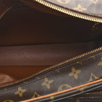 Monogram Nil 28