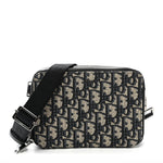 Oblique Messenger Pouch Black
