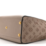 Calfskin Monogram Tufting On My Side Galet