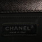 Caviar Quilted Medium Boy Flap Black