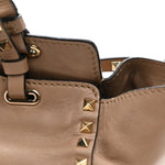 Vitello Small Rockstud Tote Beige