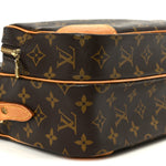 Monogram Nil 28
