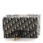 Oblique Saddle Chain Pouch Blue