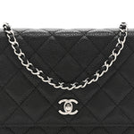 Caviar Quilted CC Turnlock Wallet On Chain WOC Black