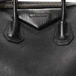 Sugar Goatskin Medium Antigona Black