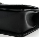 Caviar Quilted Medium Boy Flap Black