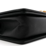 Caviar Quilted Medium Boy Flap Black