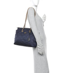 Nylon Tessuto Impuntu Quilted Tote Baltico