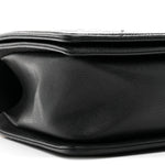 Caviar Quilted New Medium Boy Flap Black