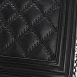 Calfskin Embossed Stitch Large Boy Flap Black