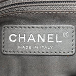 Caviar Quilted Medium Elastic Flap Black
