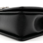 Caviar Quilted Medium Boy Flap Black