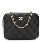 Lambskin Quilted CC Pearl Crush Camera Case Black