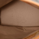 Monogram Petit Bucket 23