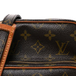 Monogram Amazone