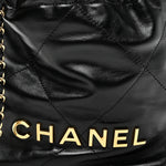 Shiny Calfskin Quilted Pearl CC Chain Mini Chanel 22 Black