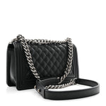 Caviar Quilted Medium Boy Flap Black