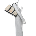 Toile H Buffle Skipper Garden Party 36 MM Tote Black