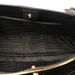 Saffiano Lux Medium Tote Grafite