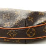 Monogram Croissant PM