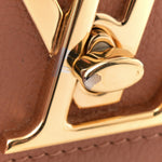 Grained Calfskin Lockme Tender Chataigne Brown