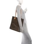 Monogram Carry It