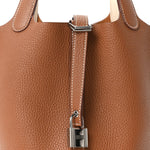 Taurillon Clemence Swift Eclat Picotin Lock 18 PM Gold Nata