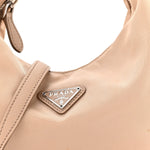 Tessuto Nylon Saffiano Re-Edition 2006 Shoulder Bag Cammeo