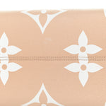 Monogram Giant By The Pool Onthego GM Brume
