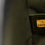 Caviar Quilted Medium Boy Flap Black