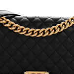 Caviar Quilted Medium Boy Flap Black