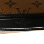 Reverse Monogram Pochette Metis