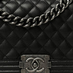 Caviar Quilted Medium Boy Flap Black