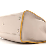 Vitello Seta Burro Medium Peekaboo Iconic Satchel Grigio Polvere Mattone