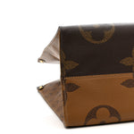 Reverse Monogram Giant Onthego GM