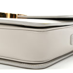 Shiny Calfskin Teen Triomphe Chalk