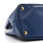Saffiano Lux Medium Galleria Double Zip Tote Bluette