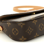 Monogram Ivy Wallet On Chain