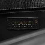 Caviar Quilted Medium Boy Flap Black