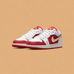Air Jordan 1 Low SE (GS) - White/Metallic Gold/University Red