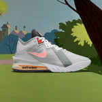 Lebron XVIII Low - Light Smoke Grey/Sunset Pulse