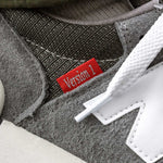 990v1 - Grey