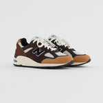 990v2 - Black