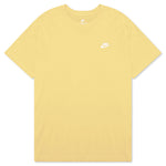 Sportswear Club T-Shirt - Saturn Gold/White