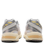 Women's Gel-1130 - White/Faded Yellow