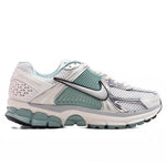 Women's Zoom Vomero 5 - Summit White/Metallic Silver/Wolf Grey