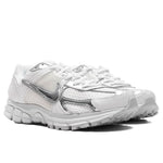 Women's Zoom Vomero 5 - White/Metallic Silver/Summit White